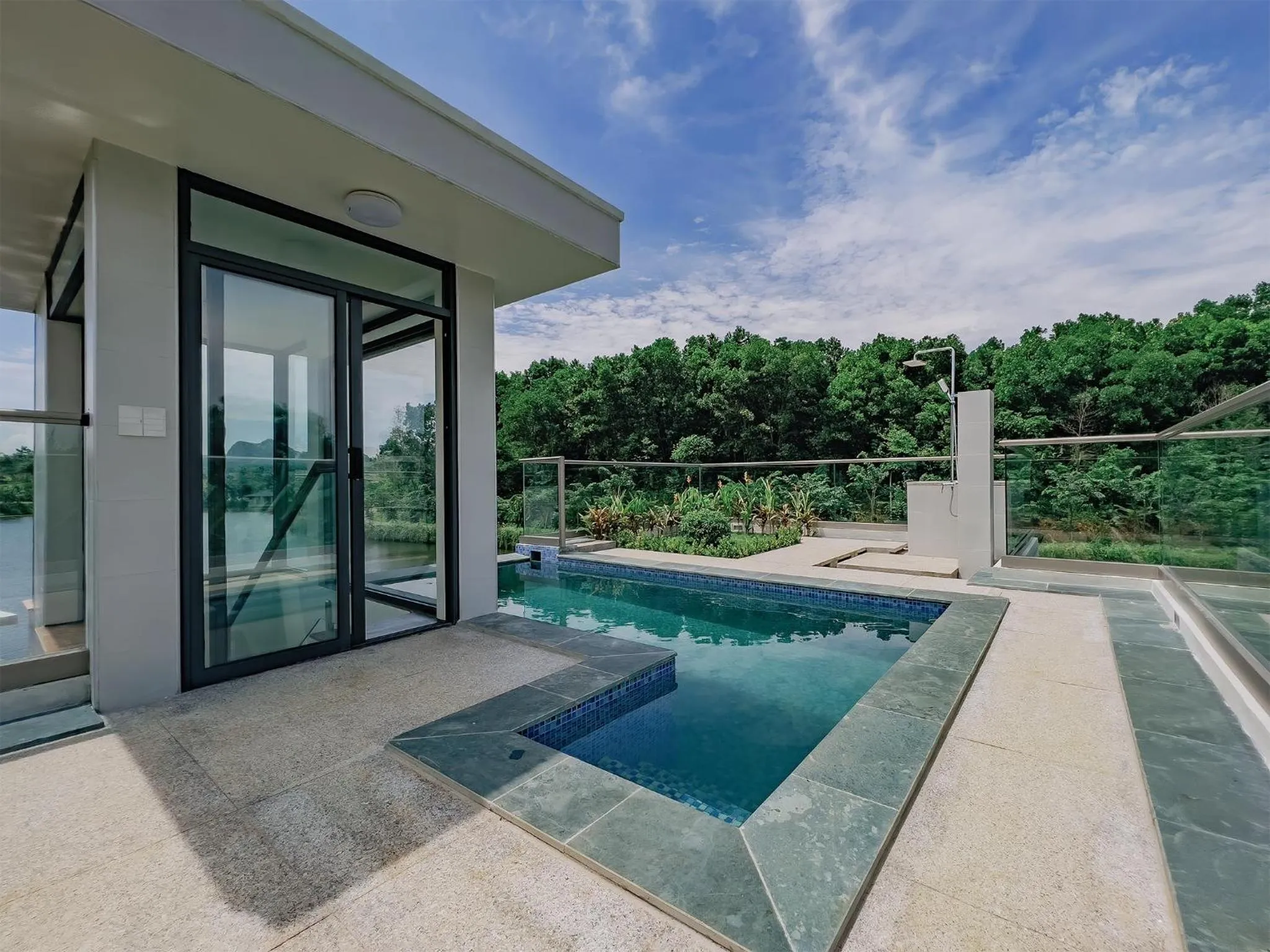 Swimming pool in Lamori Resort & Spa, Thanh Hoá