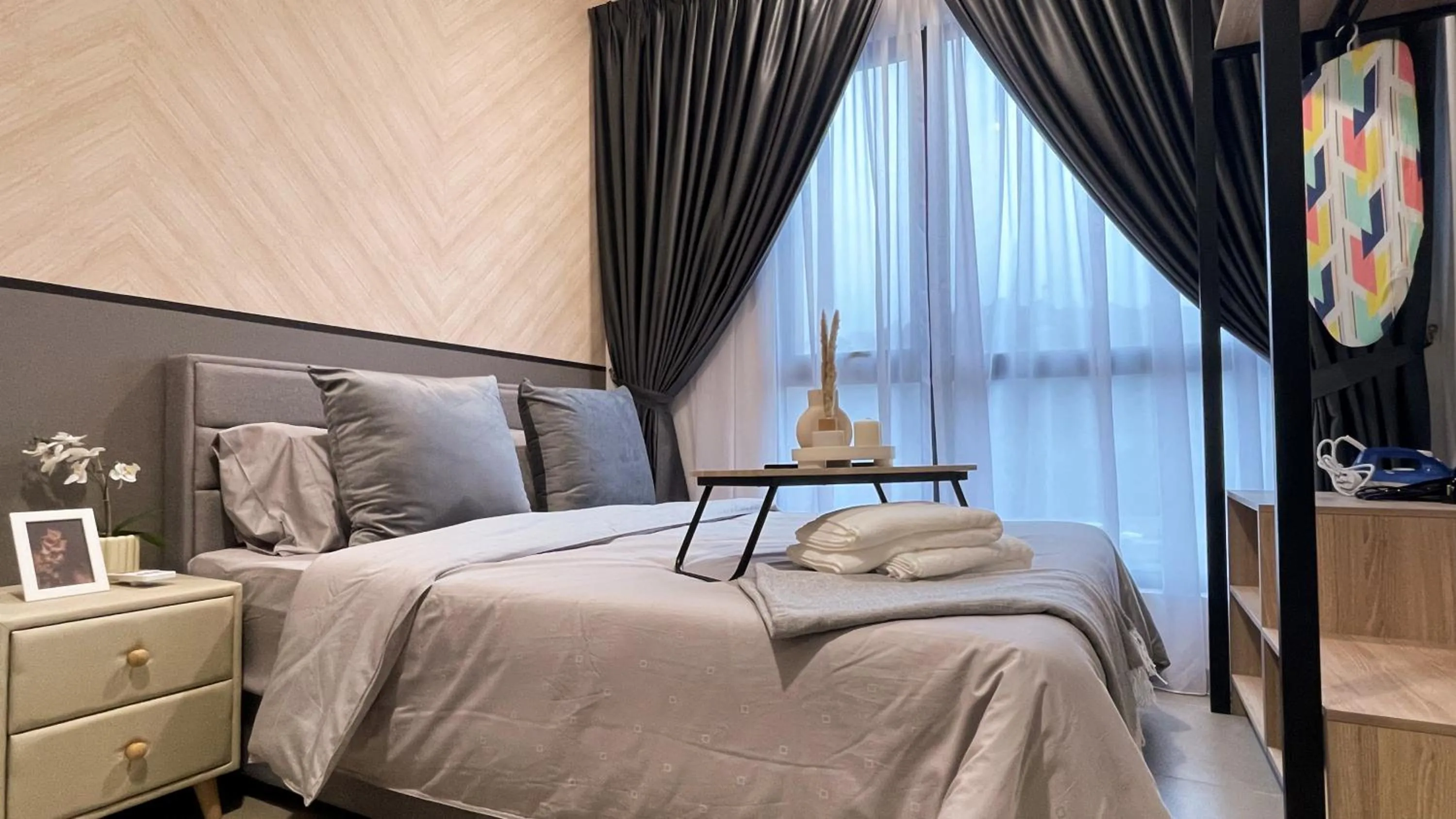 Bed in Mossaz By Synergy Property Management