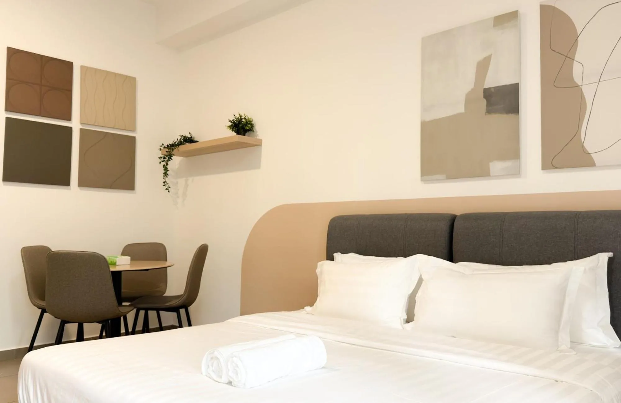 Bed in Mossaz By Synergy Property Management