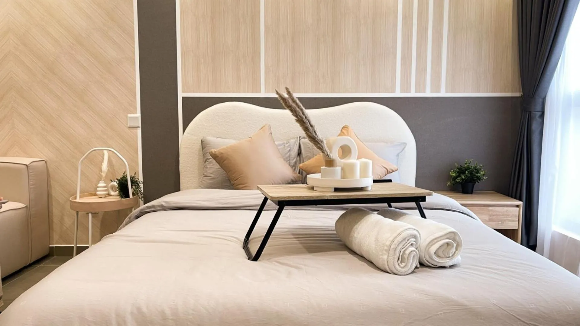 Bed in Mossaz By Synergy Property Management