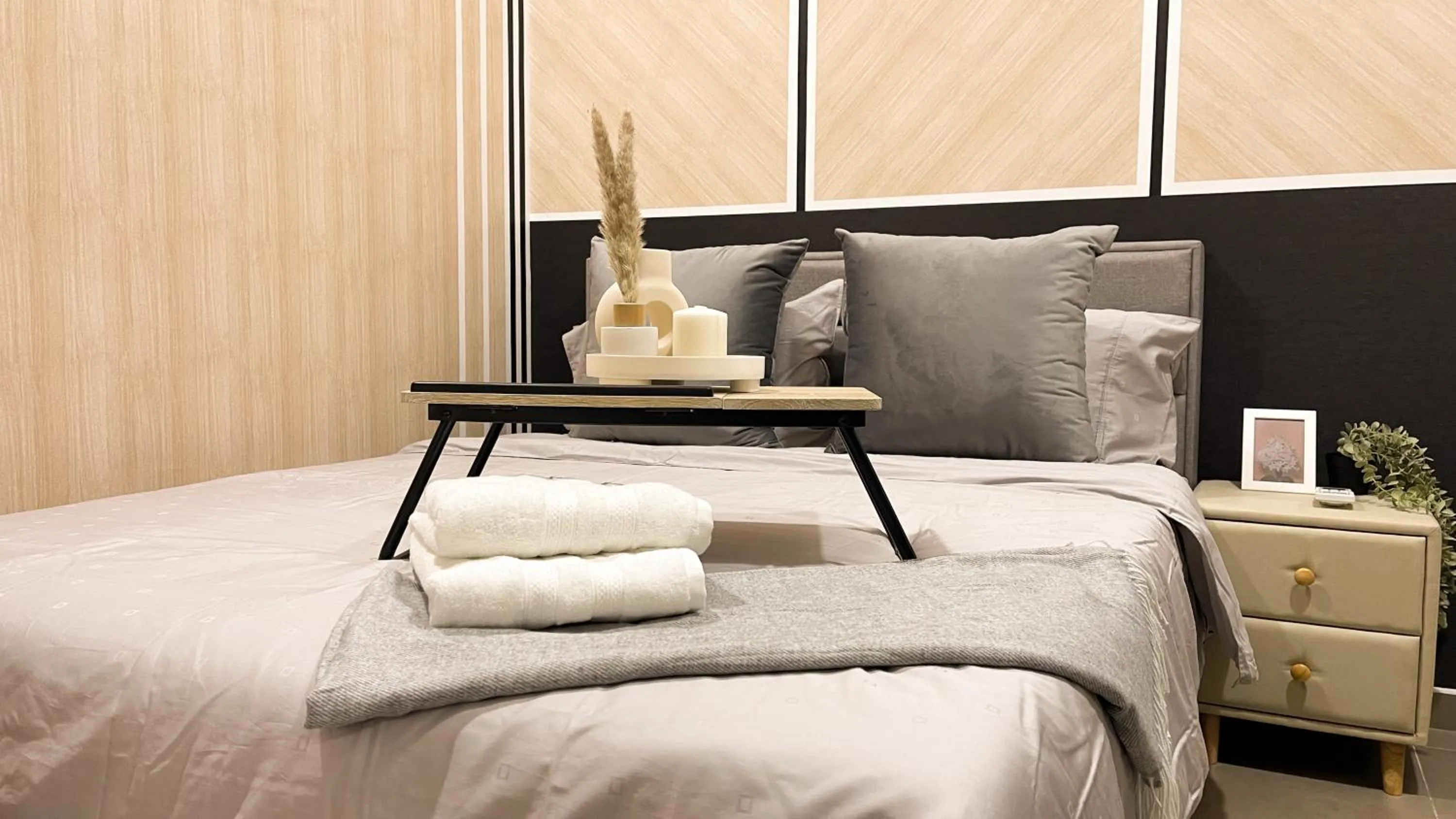 Bed in Mossaz By Synergy Property Management