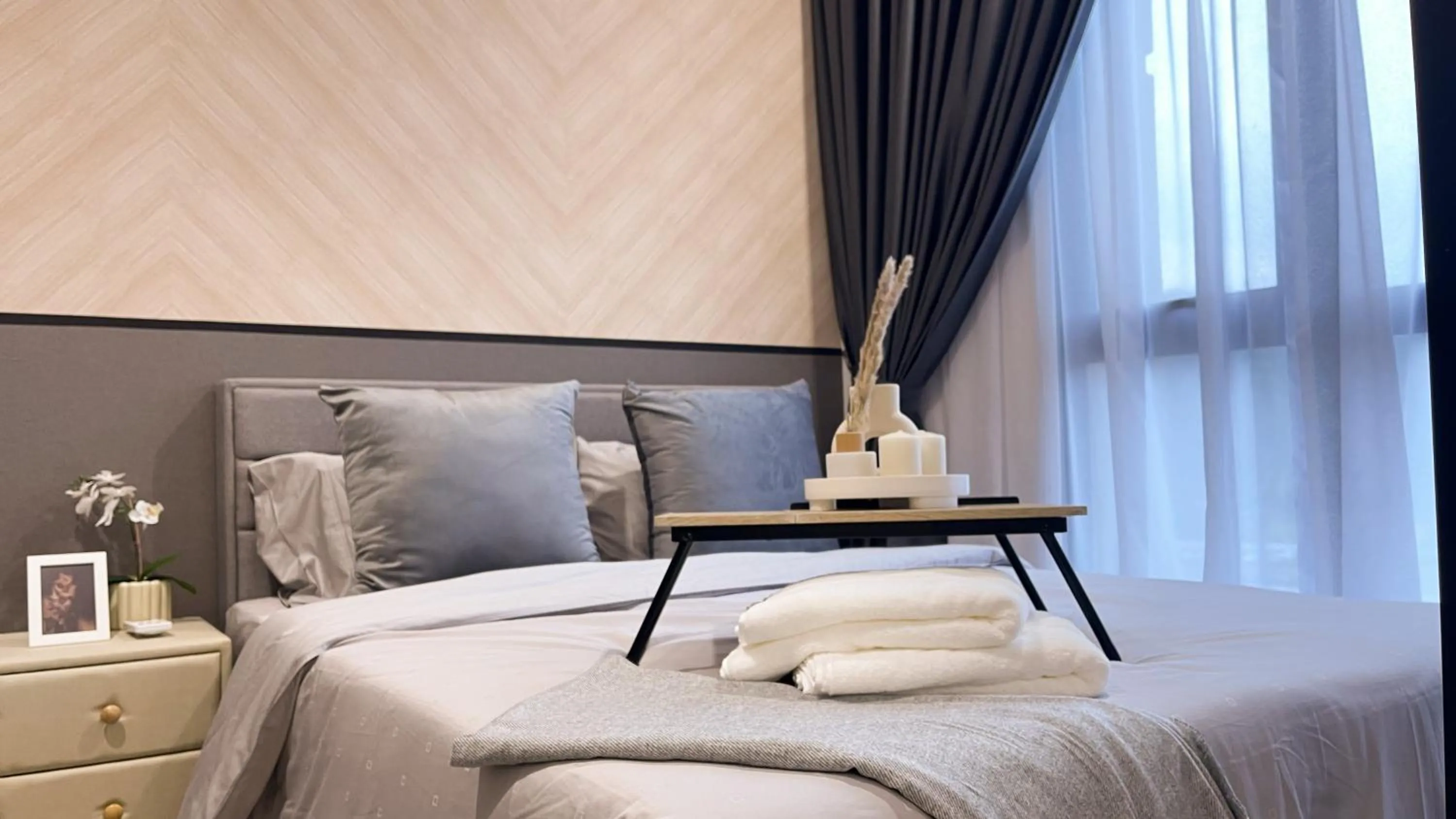 Bed in Mossaz By Synergy Property Management