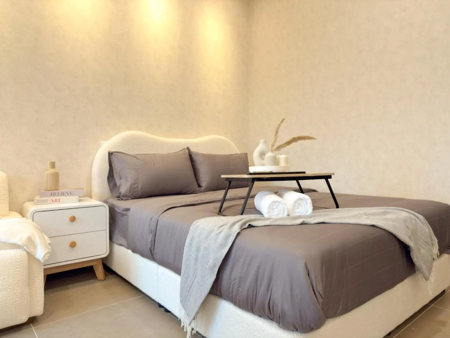 Bed in Mossaz By Synergy Property Management
