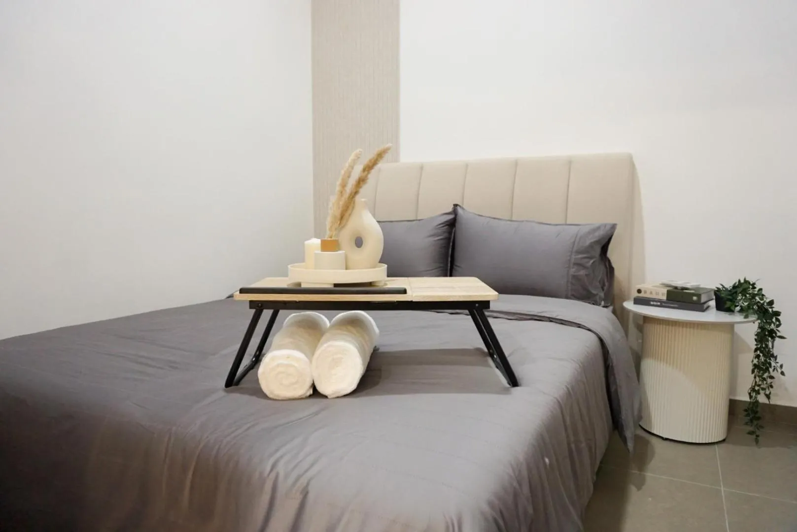 Bed in Mossaz By Synergy Property Management