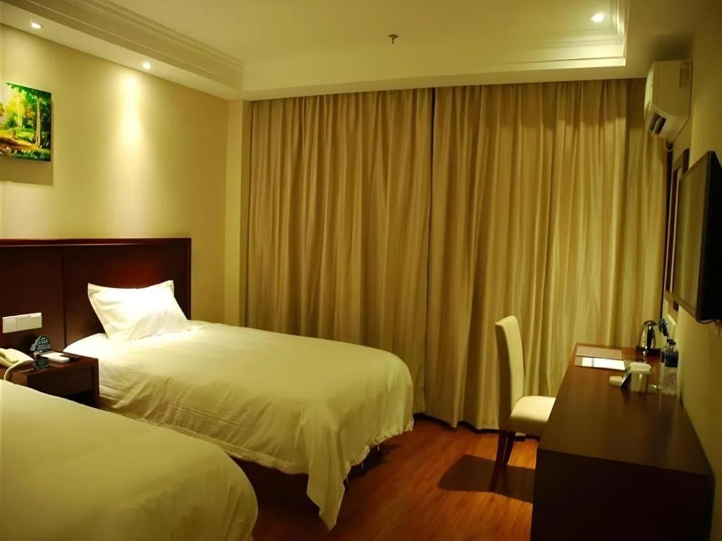Bed in GreenTree Inn Chuzhou Dingyuan County People's Square General Hospital Business Hotel