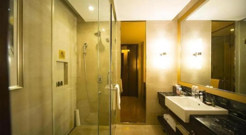 Chengdu Rising Butterfly Hotel