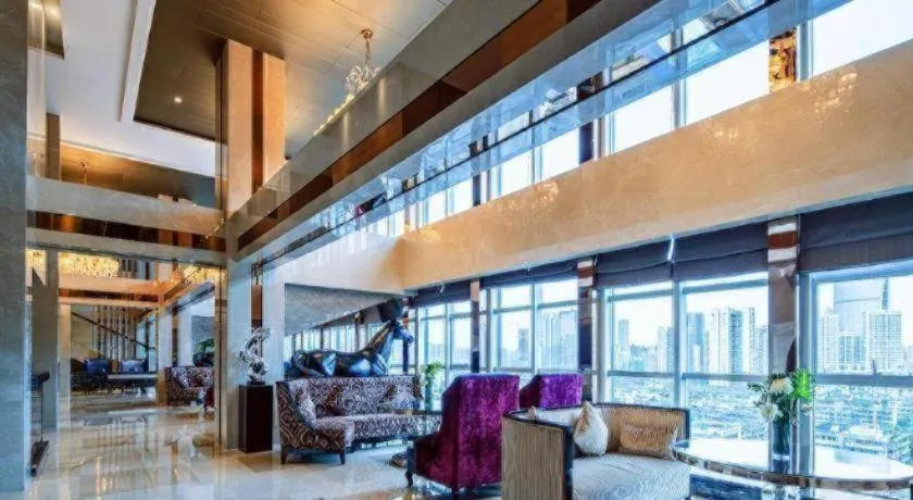 Chengdu Rising Butterfly Hotel