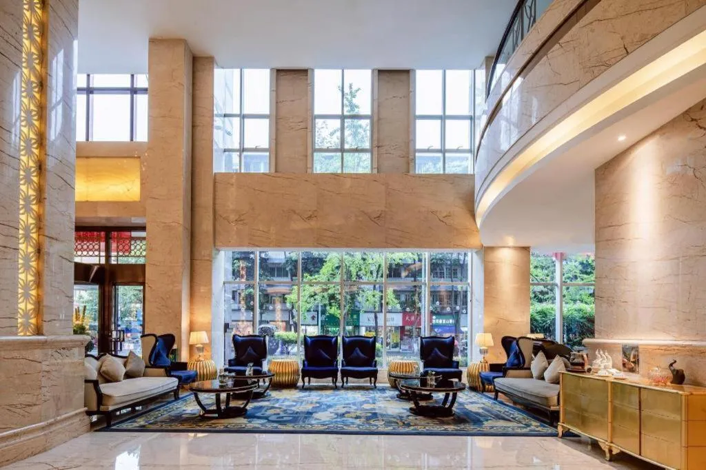 Chengdu Rising Butterfly Hotel