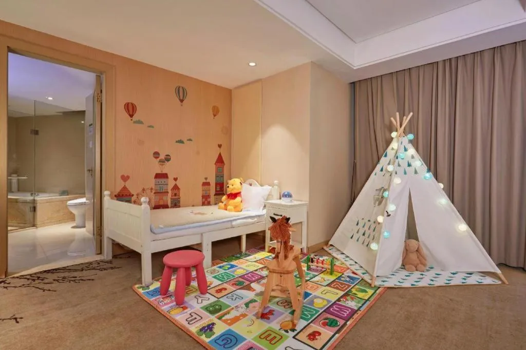 Bed in Meiyuan Hotel Hangzhou