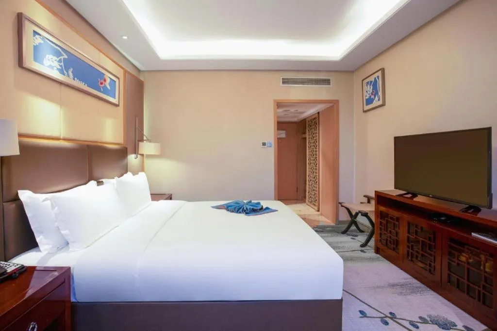 Bed in Meiyuan Hotel Hangzhou