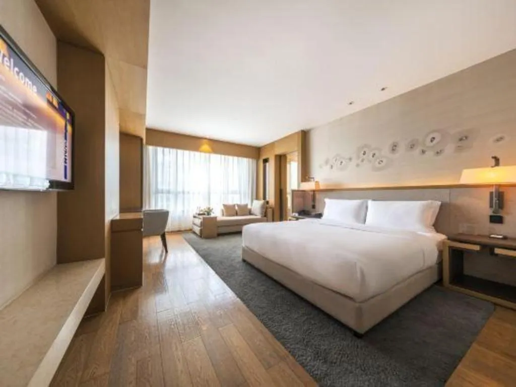 Bed in The East Hotel Hangzhou