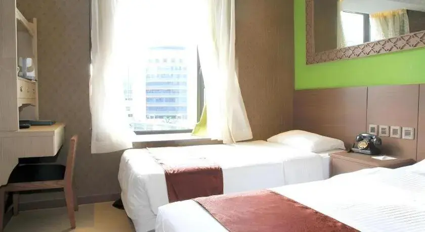 Bed in Largos Hotel Bed in Largos Hotel