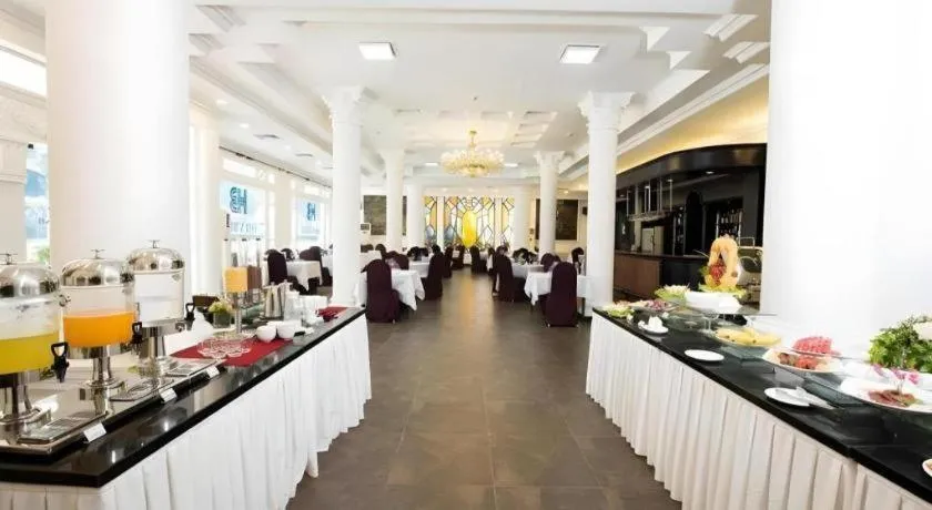 Hoa Binh Hotel