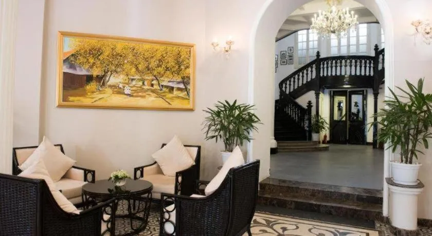 Hoa Binh Hotel