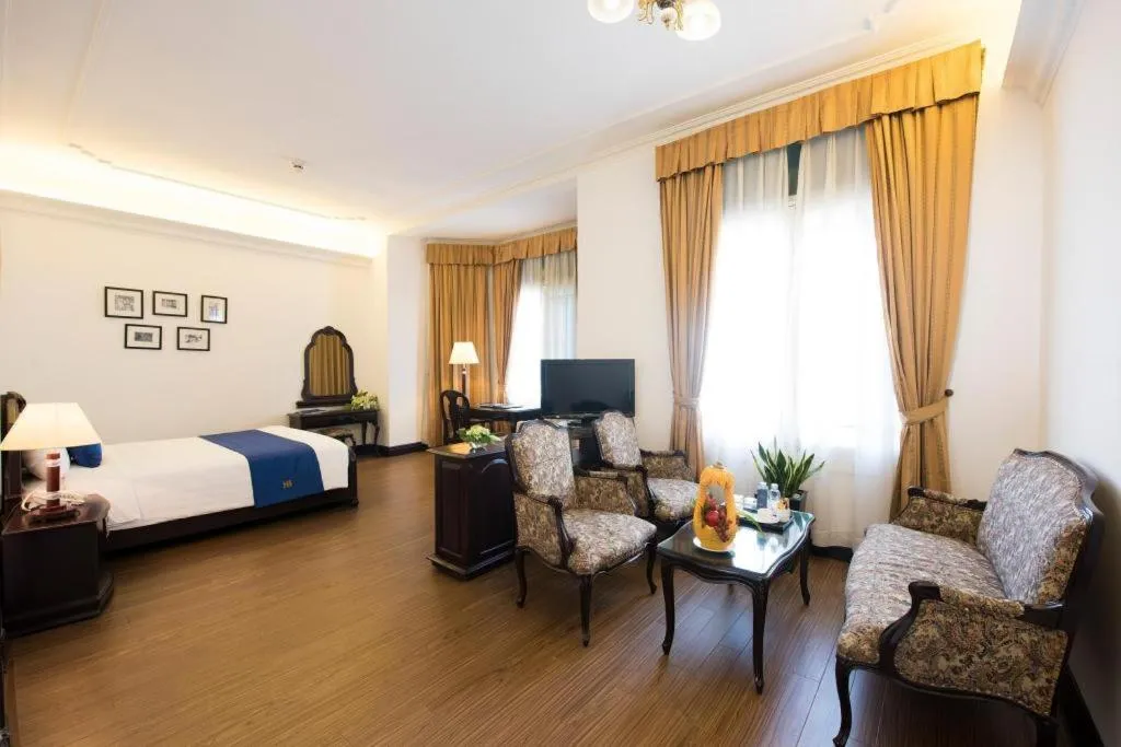 Bed in Hoa Binh Hotel