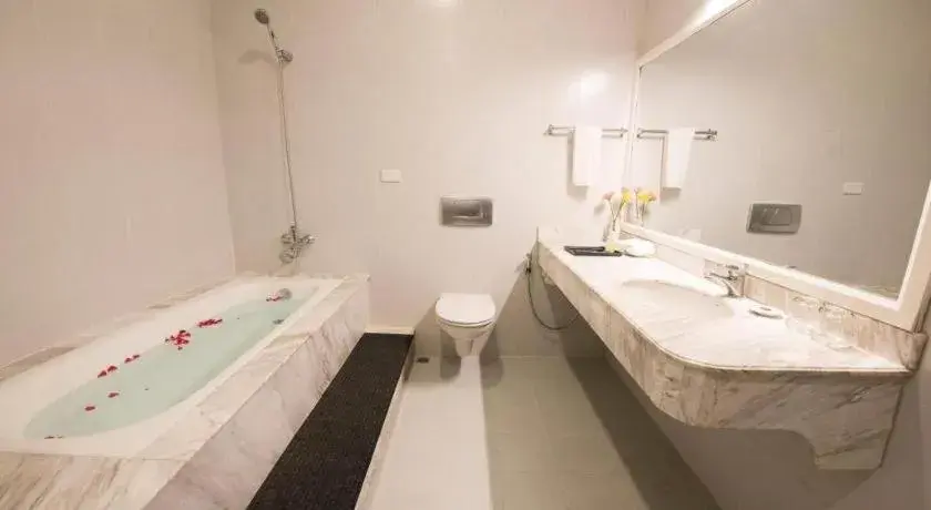 Hoa Binh Hotel Hoa Binh Hotel