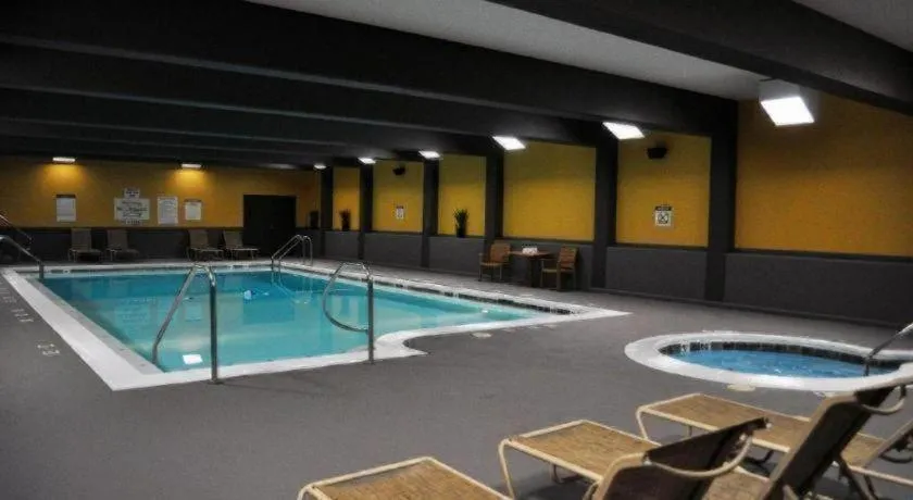 Adam's Mark Hotel & Conference Center