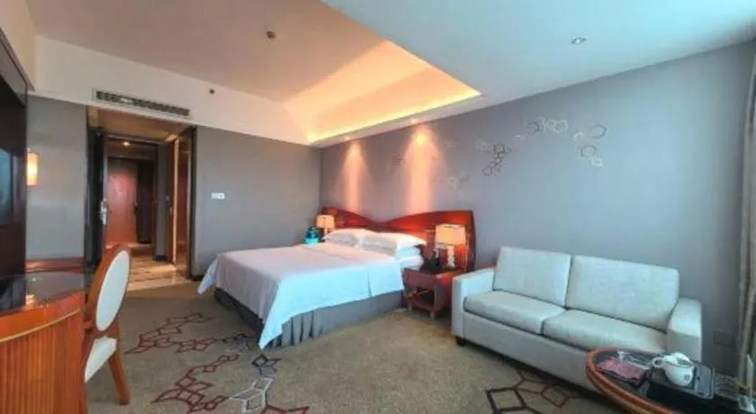 Bed in Cinese Hotel Dongguan