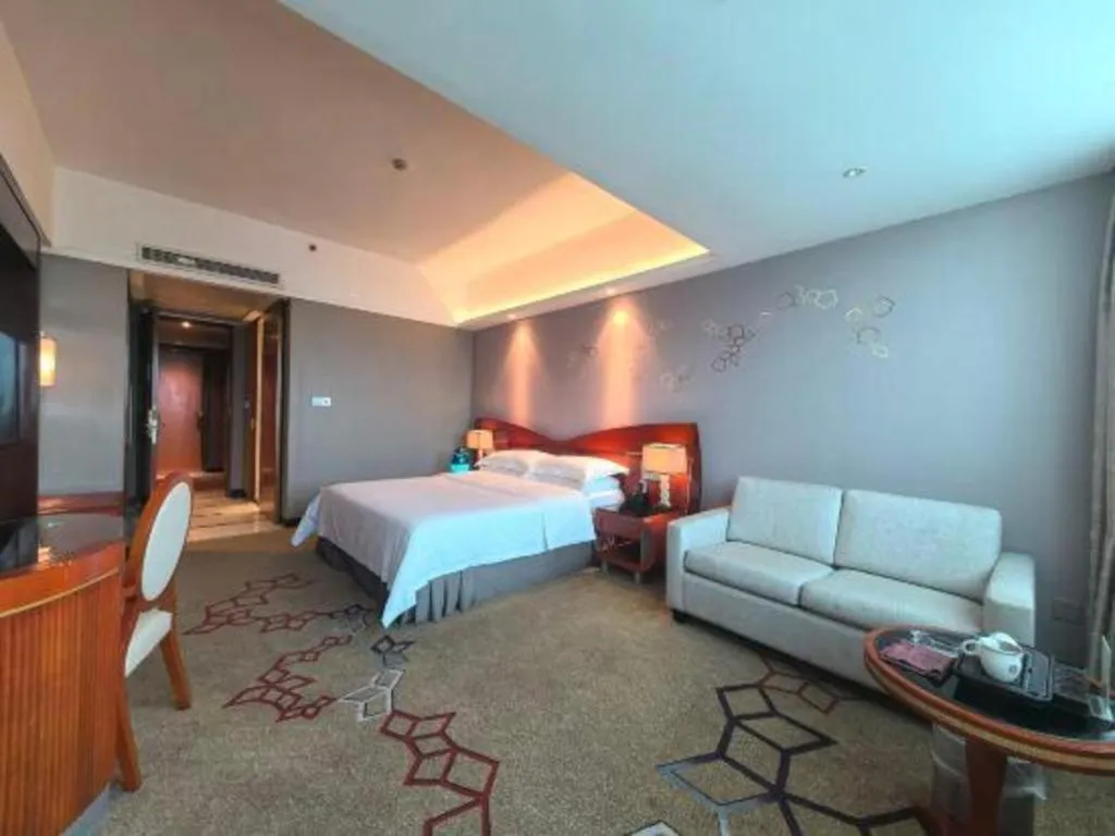 Bed in Cinese Hotel Dongguan