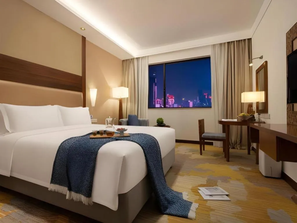 Bed in BaoHua Harbour View Hotel