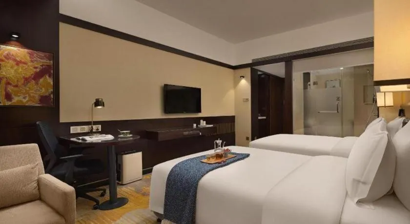 Bed in BaoHua Harbour View Hotel