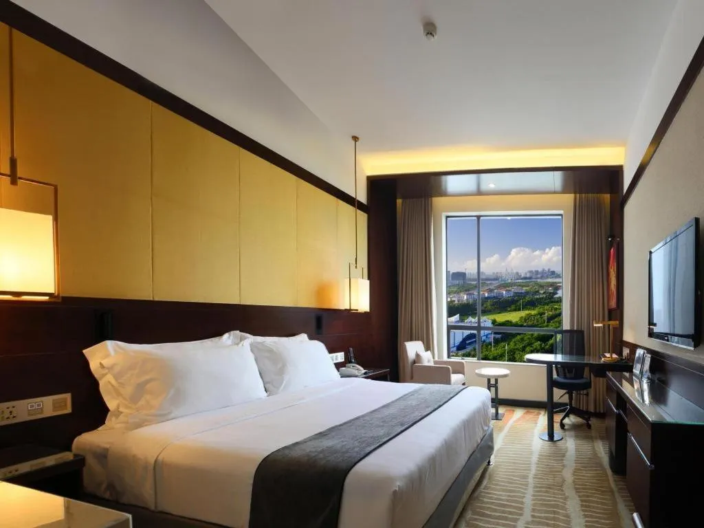Bed in BaoHua Harbour View Hotel