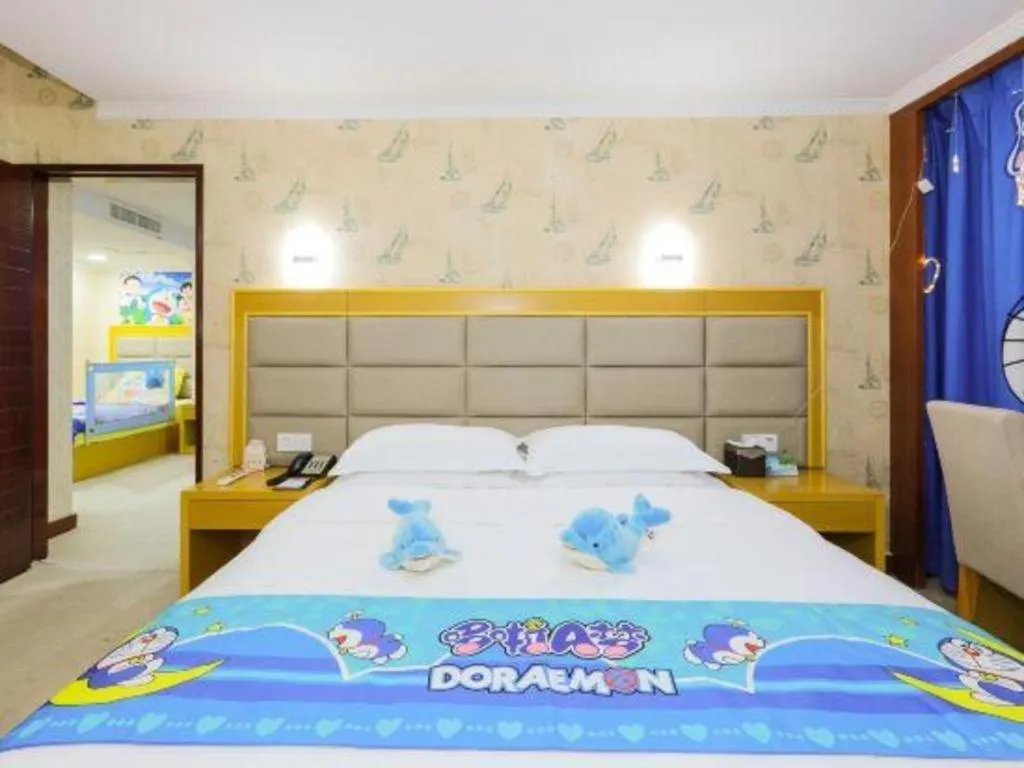 Bed in Xiamen Plaza Hotel