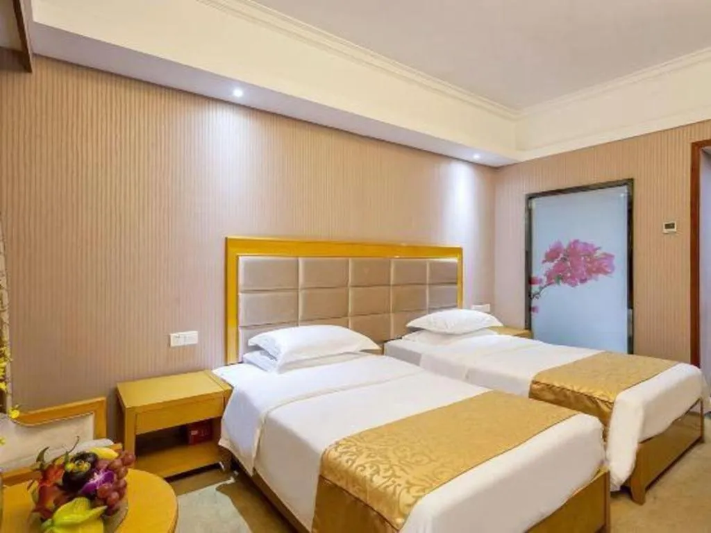 Bed in Xiamen Plaza Hotel