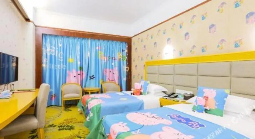 Bed in Xiamen Plaza Hotel