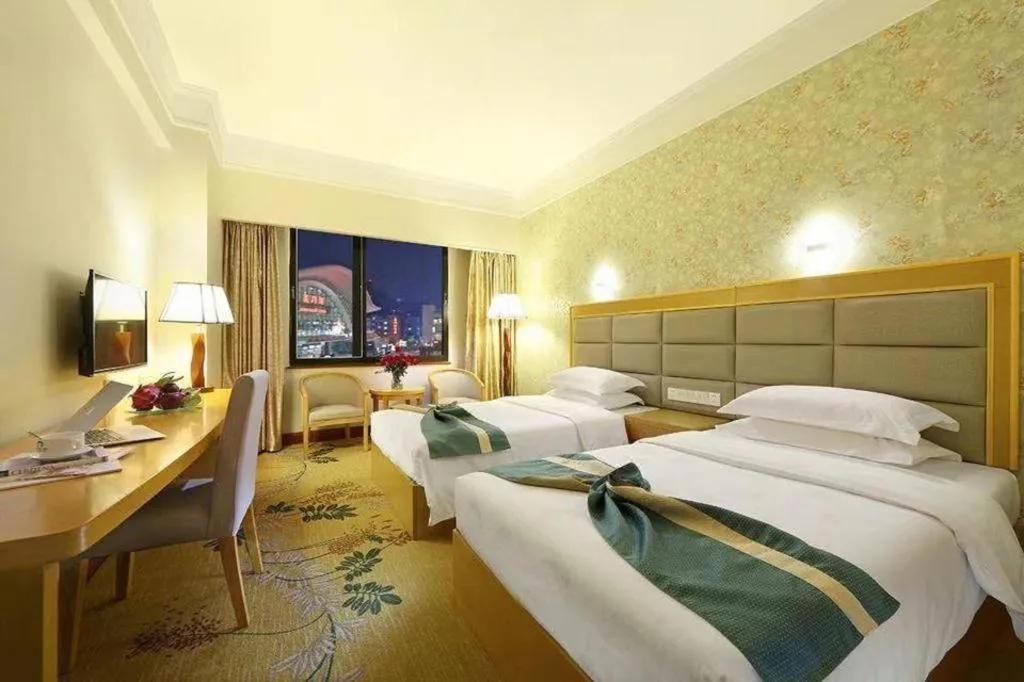 Bed in Xiamen Plaza Hotel