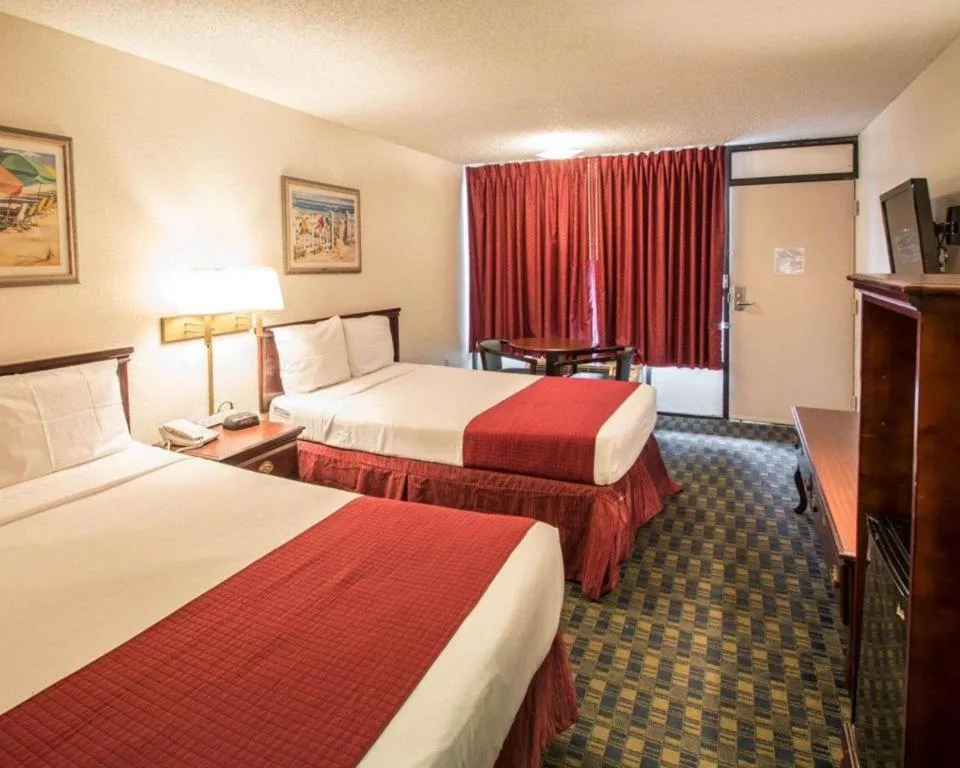 Bed in Quality Inn Kissimmee West - Lake Buena Vista South