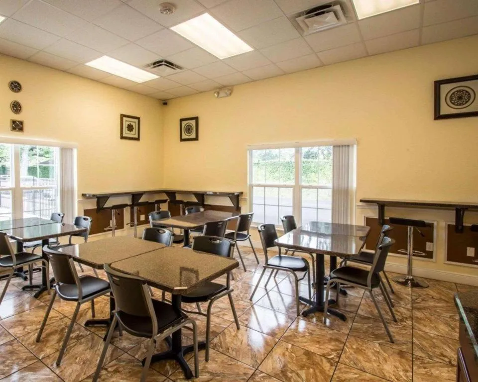 Quality Inn Kissimmee West - Lake Buena Vista South