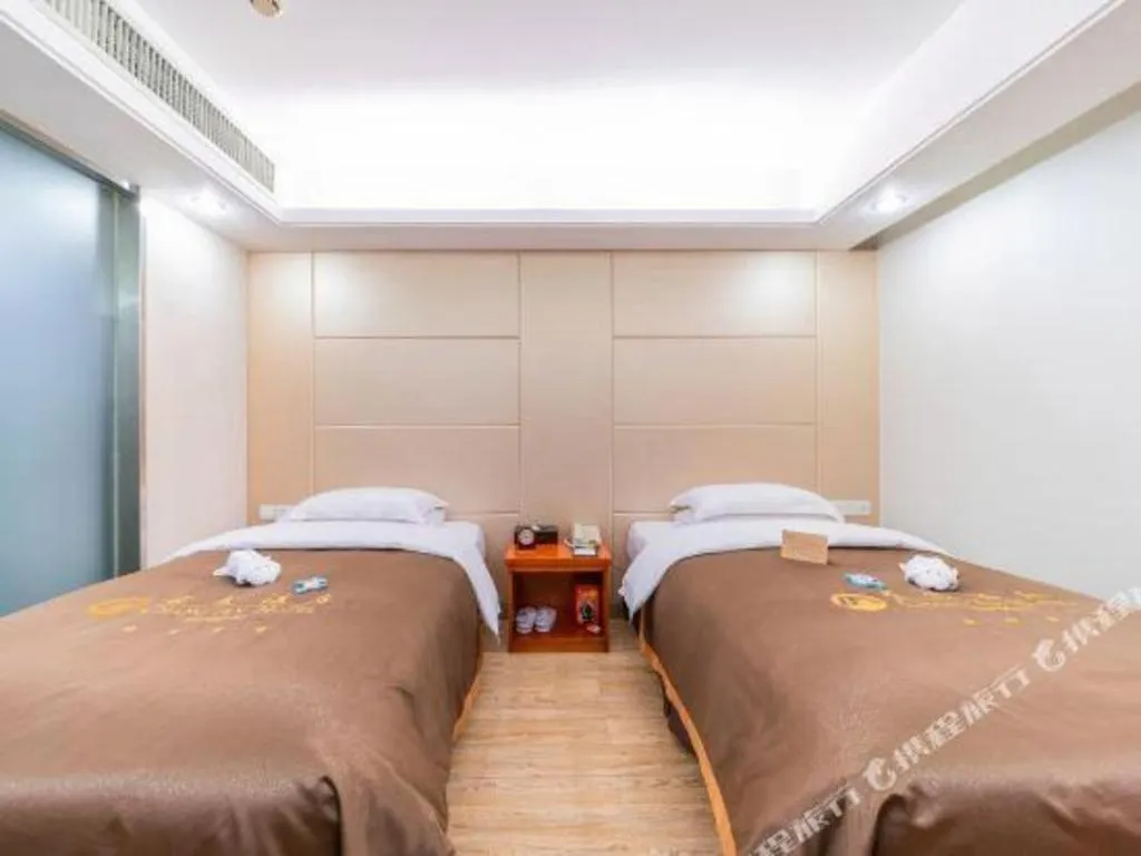 Bed in Chang'an Hotel