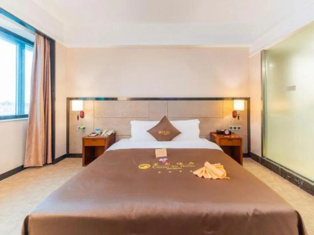 Bed in Chang'an Hotel