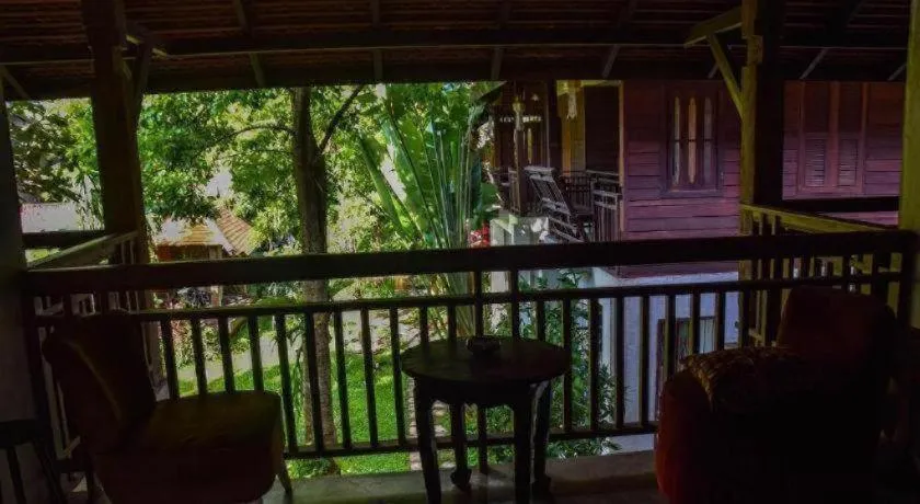 Baan Gong Kham Hotel