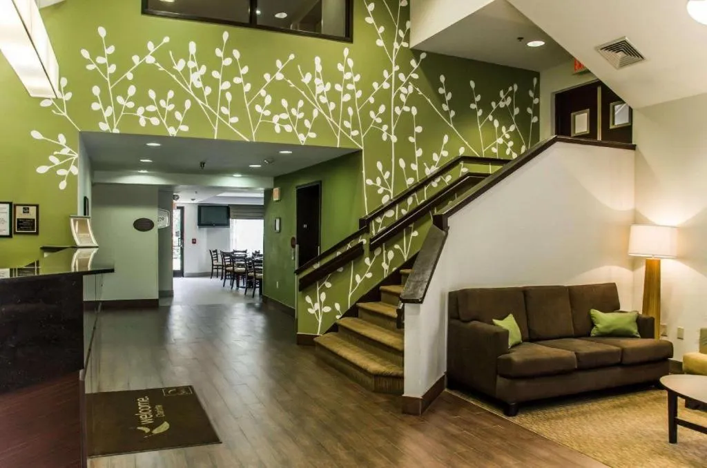 Sleep Inn Airport - Billy Graham Parkway