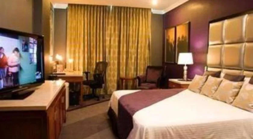 Bed in Veneto Hotel & Casino