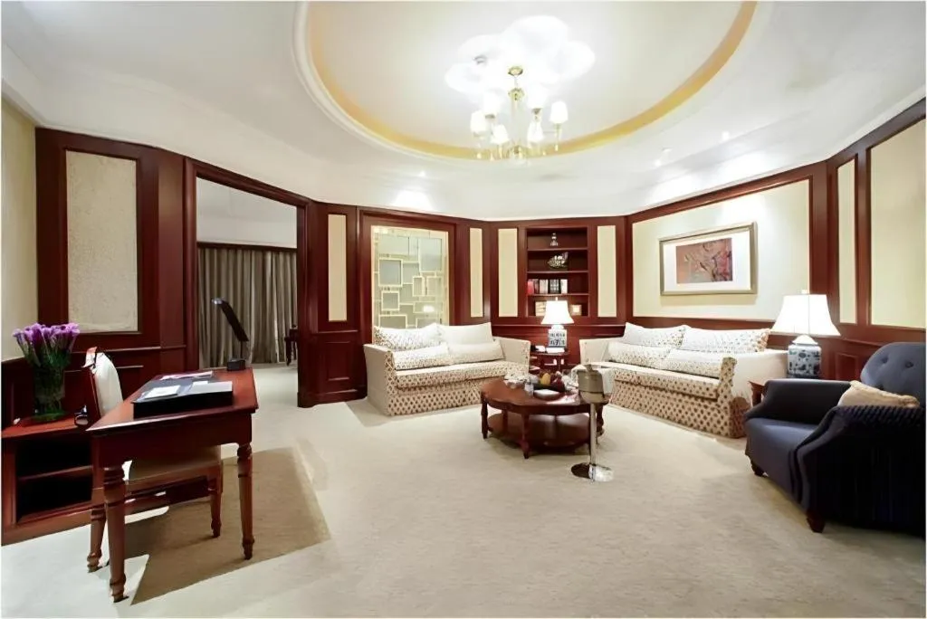 Bed in Sky Fortune Boutique Hotel