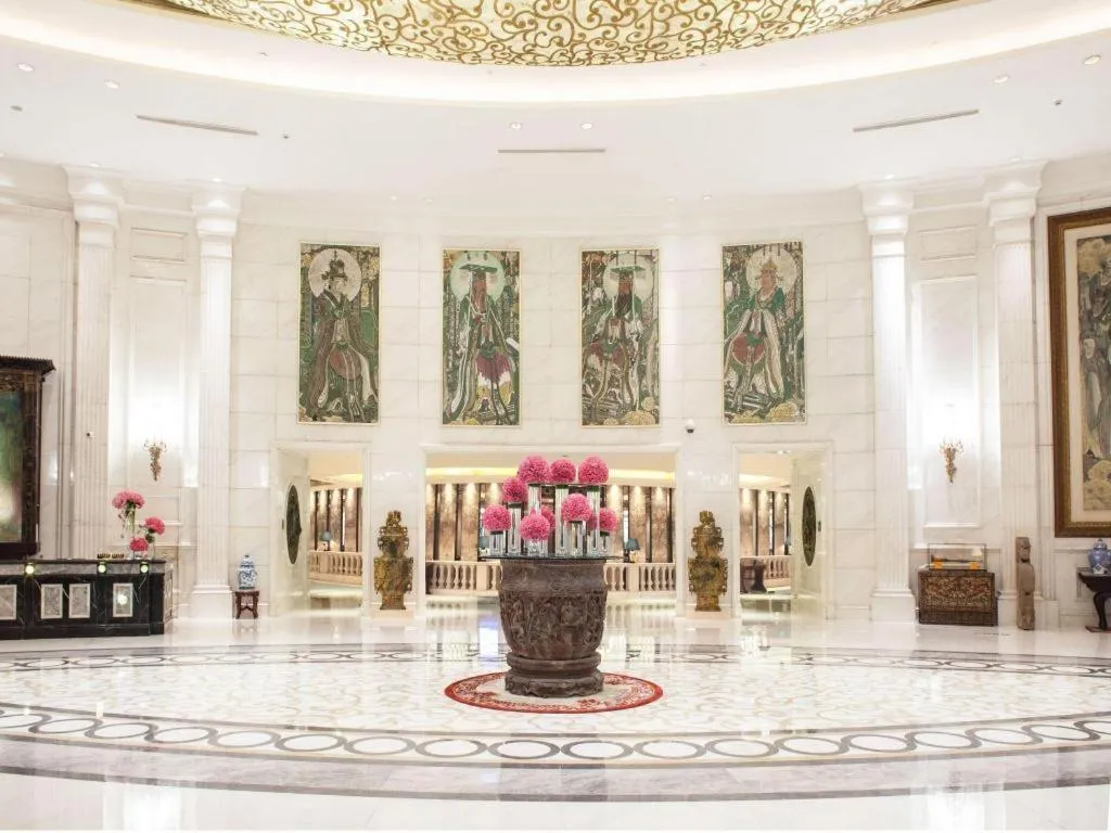 Sky Fortune Boutique Hotel