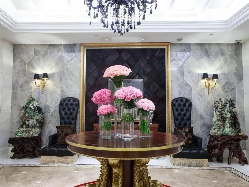 Sky Fortune Boutique Hotel