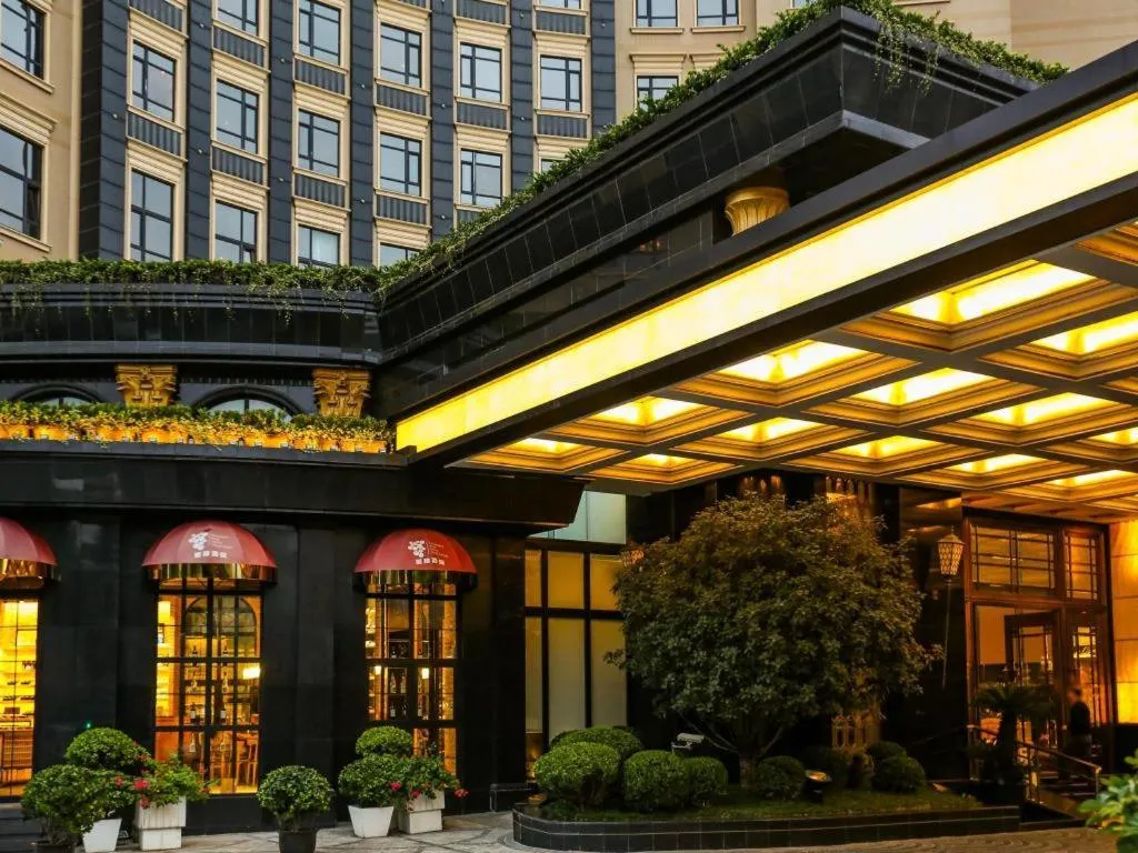 Sky Fortune Boutique Hotel