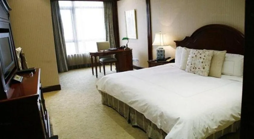 Bed in Sky Fortune Boutique Hotel