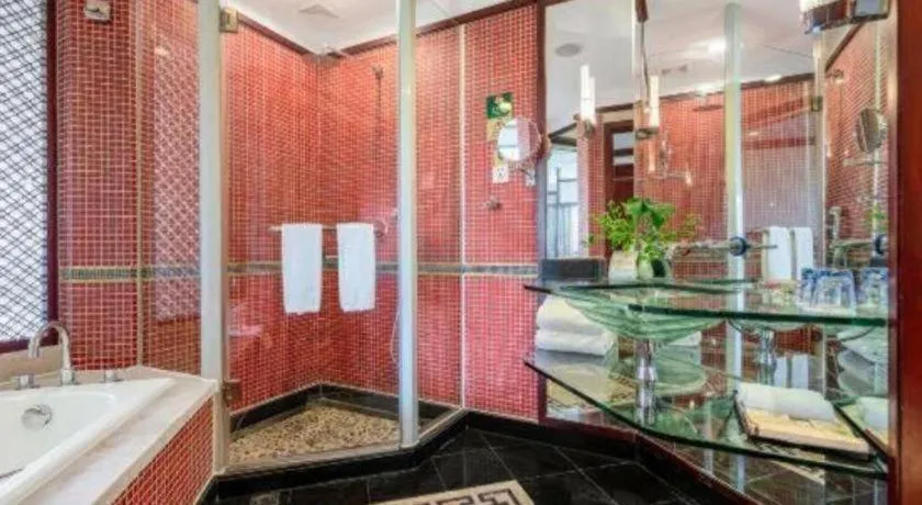 Wonderport International Hotel