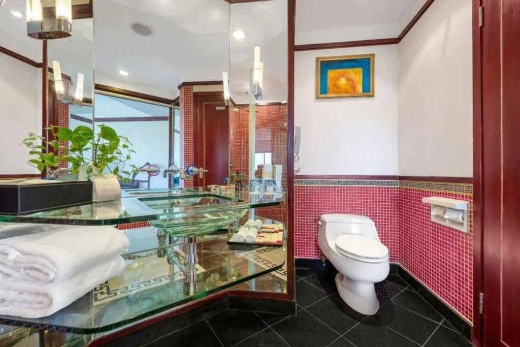 Wonderport International Hotel