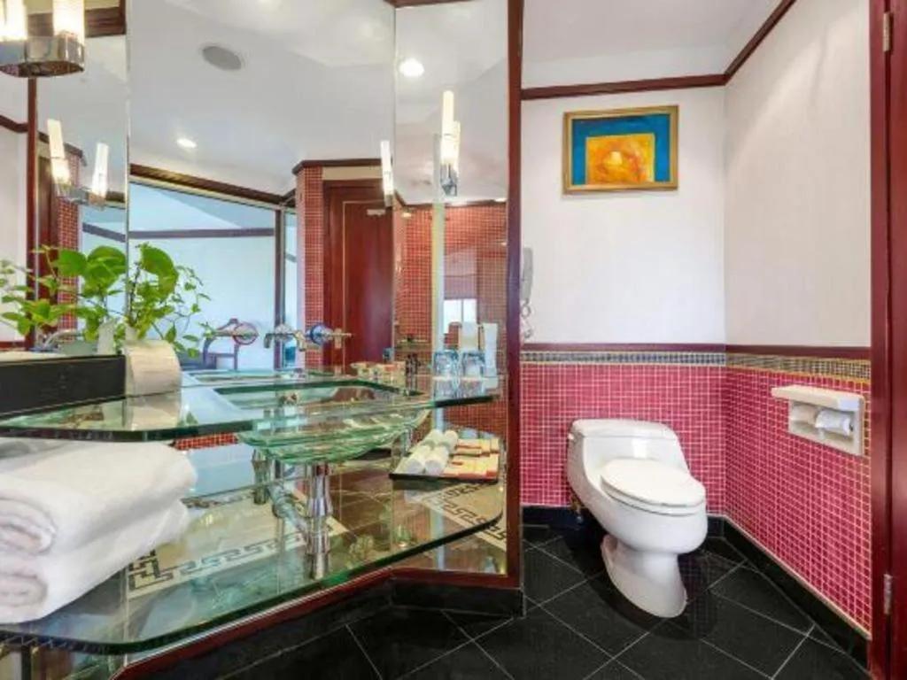 Wonderport International Hotel