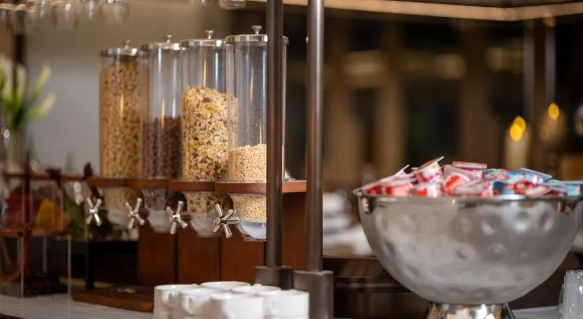 Yiwu Yimei Plaza Hotel