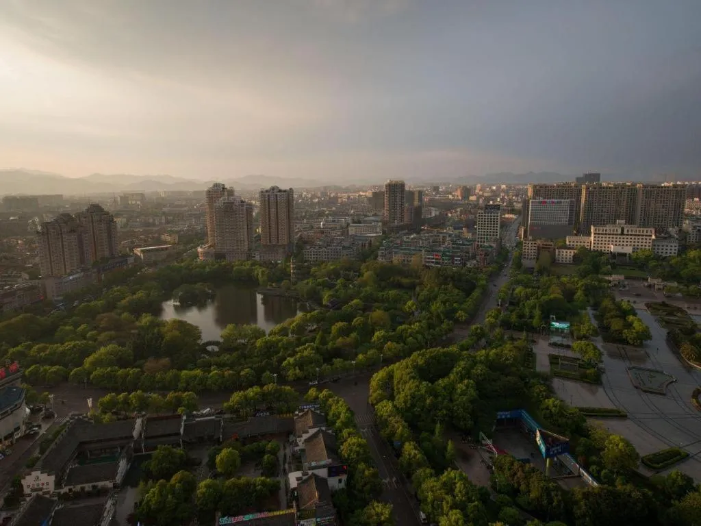 Yiwu Yimei Plaza Hotel
