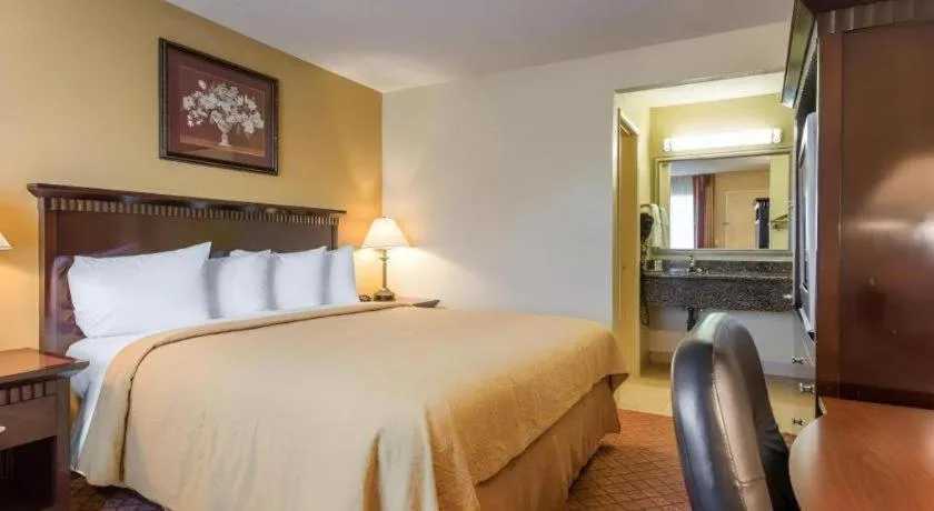 Quality Inn San Bernardino - Loma Linda
