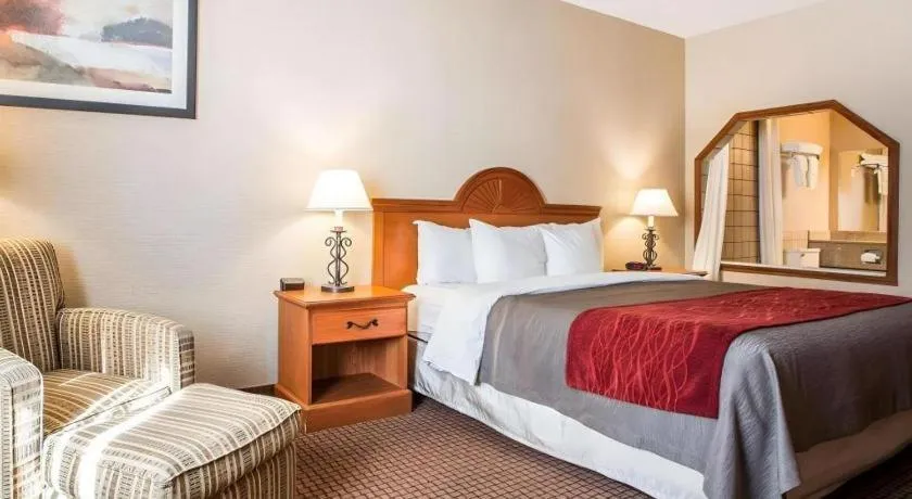 Bed in Quality Inn Sidney