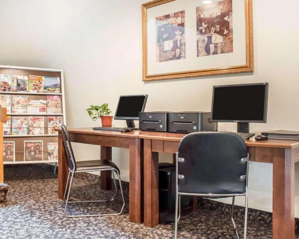 Econo Lodge Ithaca Airport